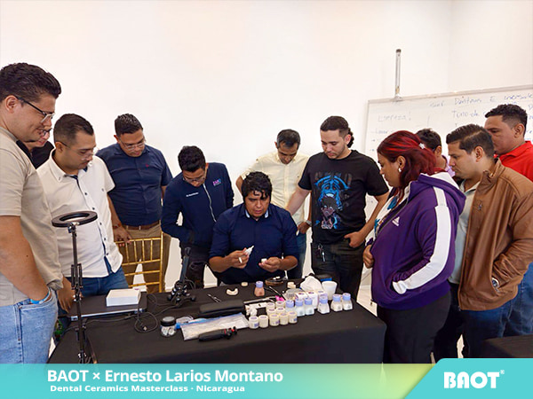 Hands-on aesthetic restoration techniques training in dental ceramics masterclass